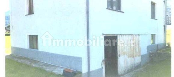 Garage à Colico, Italy No. 288145 2