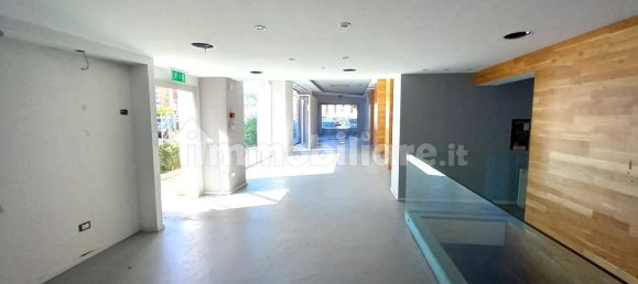 3غرفة عقار تجاري في Palermo, Italy رقم 46485 11