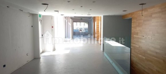 3غرفة عقار تجاري في Palermo, Italy رقم 46485 16