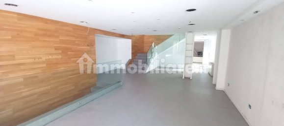 3غرفة عقار تجاري في Palermo, Italy رقم 46485 24