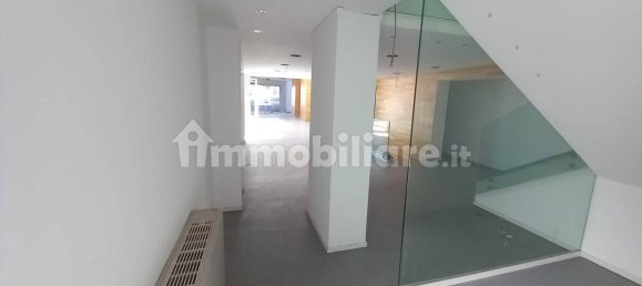 3غرفة عقار تجاري في Palermo, Italy رقم 46485 17