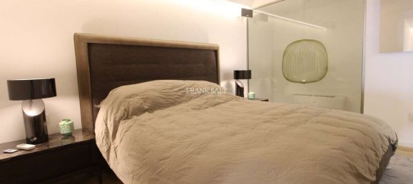 Квартира с 3 спальнями в Сент-Джулианс, Мальта № 7000 7