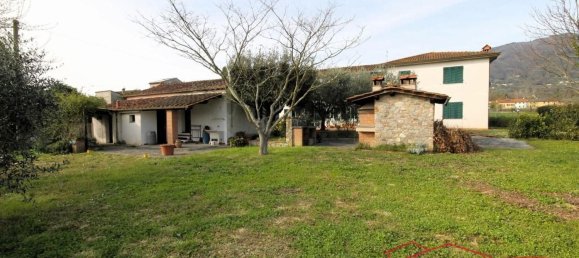 12 rooms House in Capannori, Italy No. 59549 2