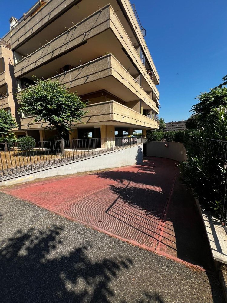 Garage in Rome, Italy 35m², Nr. 342914