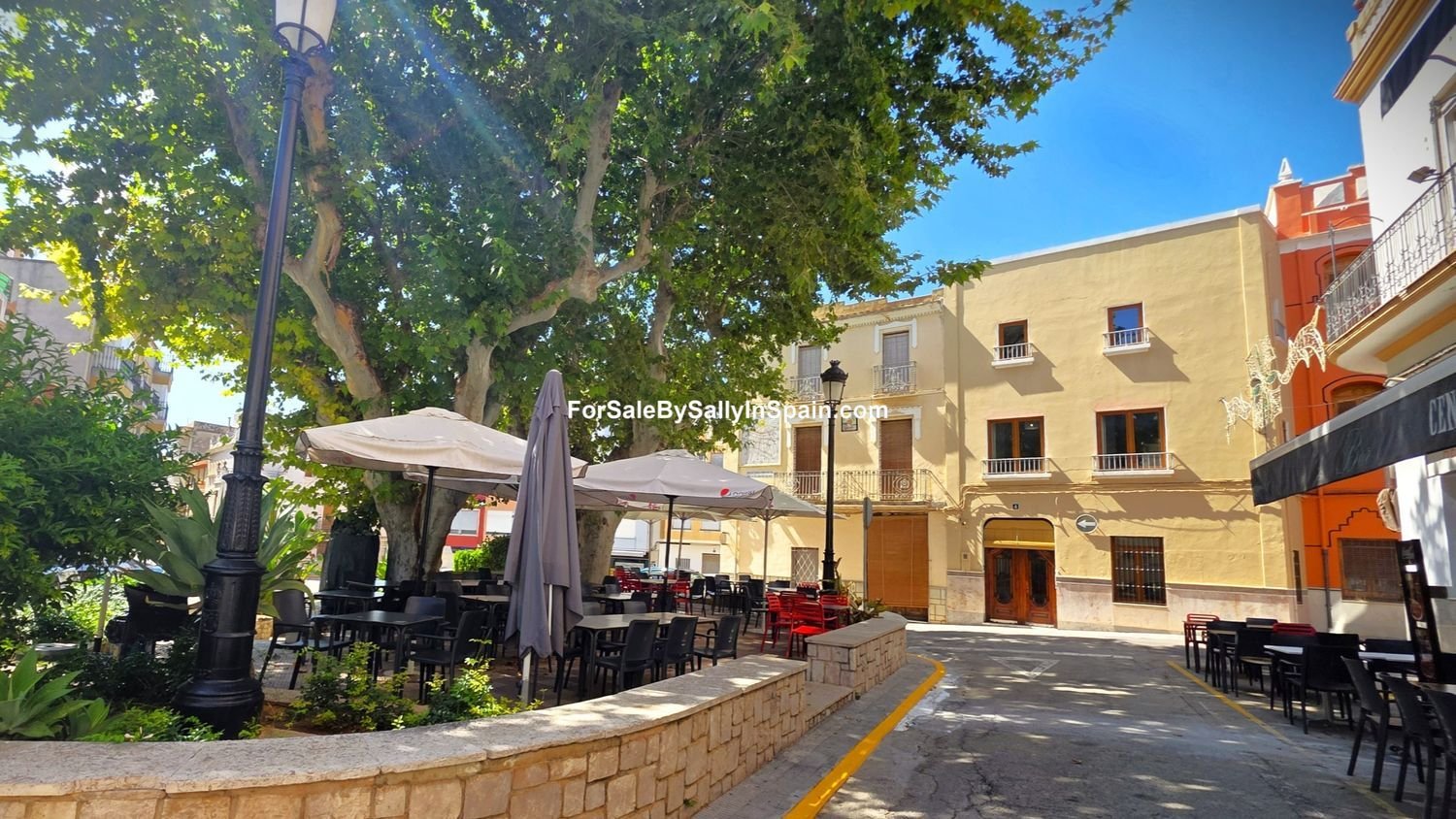 5 bedrooms Townhouse in La Font D'en Carros, Spain No. 193889