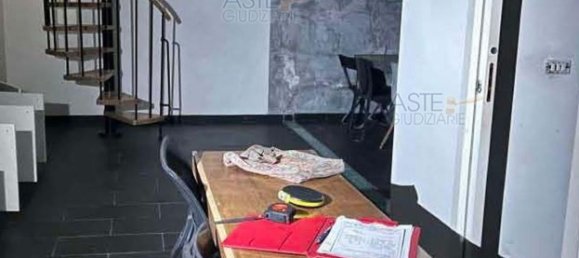 5-Zimmer Wohnung in Rome, Italy, Nr. 290151 4