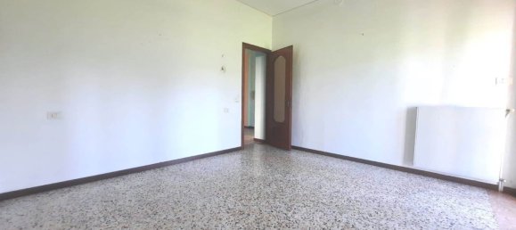 6 rooms Apartment in Castell'Arquato, Italy No. 112466 5