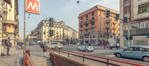 4غرفة عقار تجاري في Milan, Italy رقم 248052 3