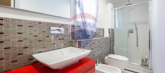 Квартира с 5 комнатами в Катания, Италия № 72745 10