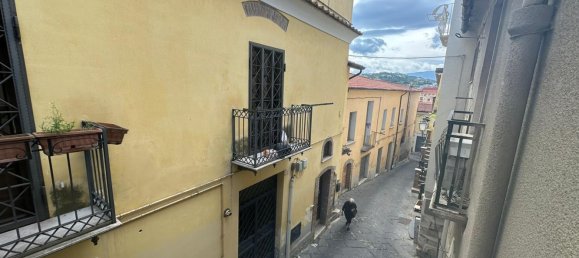 8-Zimmer Wohnung in Benevento, Italy, Nr. 2027 8