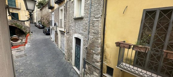 8-Zimmer Wohnung in Benevento, Italy, Nr. 2027 7