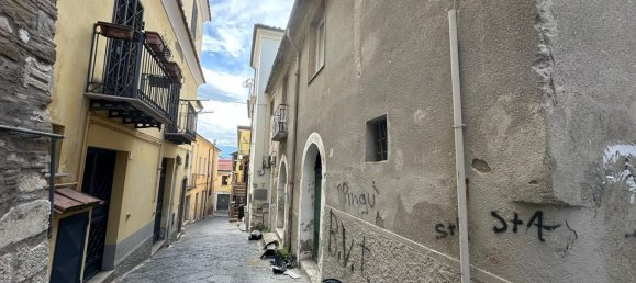8-Zimmer Wohnung in Benevento, Italy, Nr. 2027 2