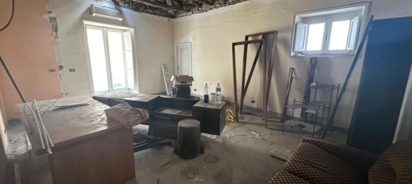 8-Zimmer Wohnung in Benevento, Italy, Nr. 2027 5