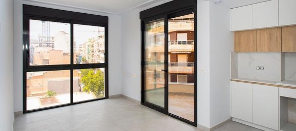 2 Schlafzimmer Wohnung in Torrevieja, Spain, Nr. 176249 3