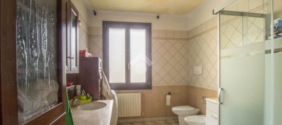 Casa de 5 divisões em San Prospero, Italy N.º 125774 8