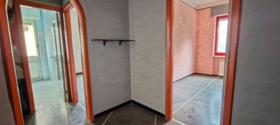 4 rooms Apartment in Genoa, Italy No. 228815 5