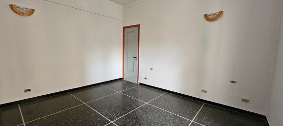 4 rooms Apartment in Genoa, Italy No. 228815 9