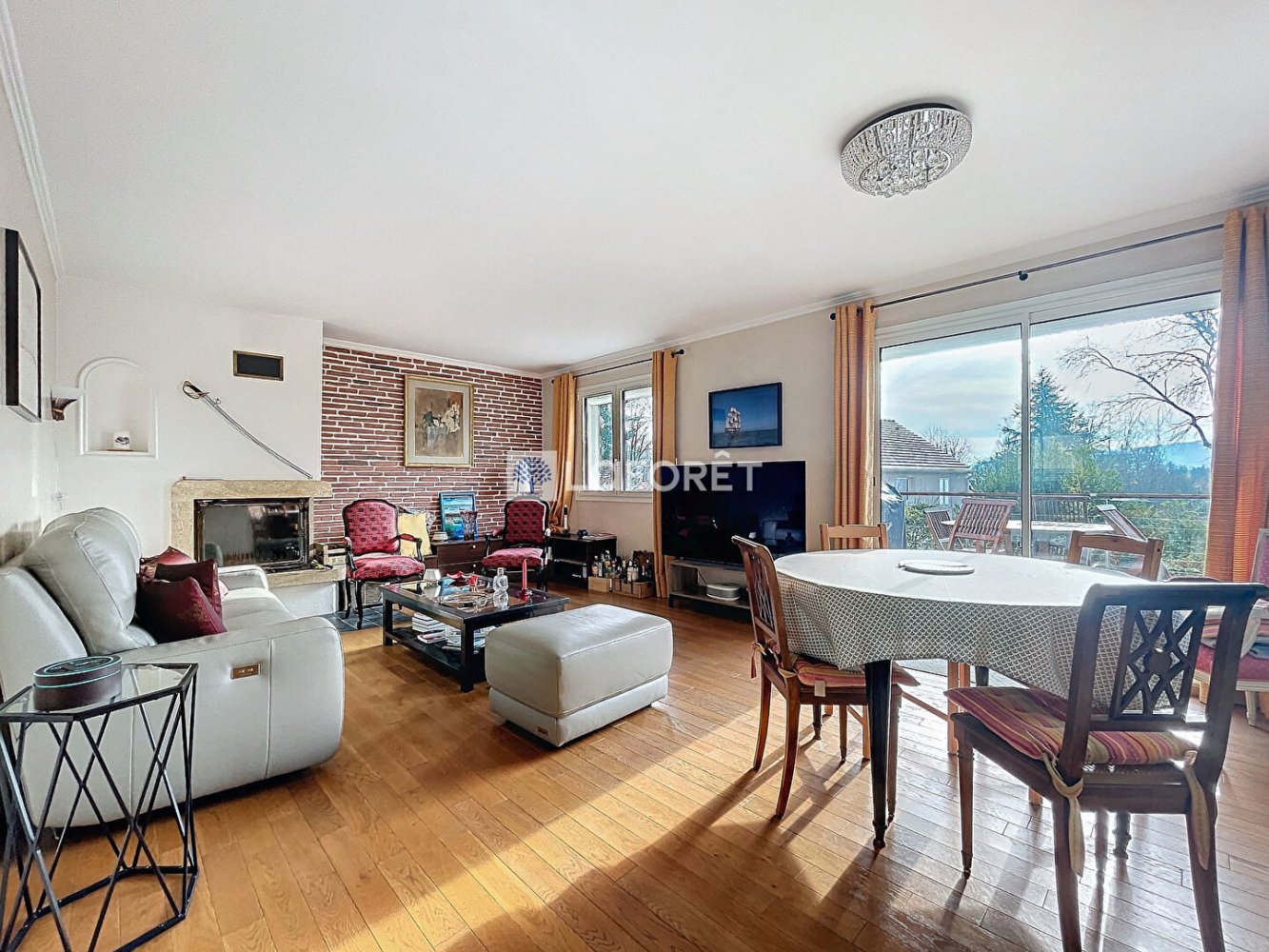 4 bedrooms House in Chevreuse, France No. 151295