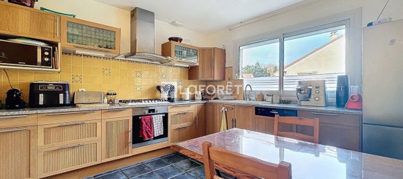 4 bedrooms House in Chevreuse, France No. 151295 21