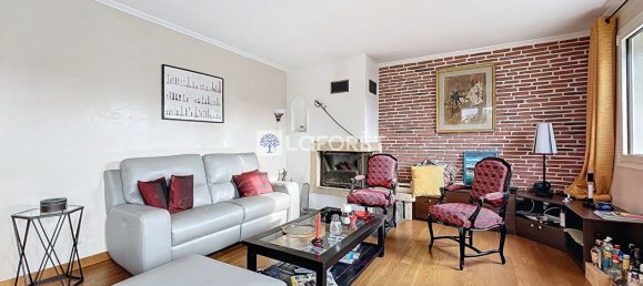 4 bedrooms House in Chevreuse, France No. 151295 4