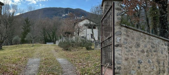 Casa de 5 habitaciónes en Greccio, Italy No. 72854 7