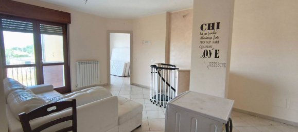 5-Zimmer Wohnung in Colonnella, Italy, Nr. 287720 2