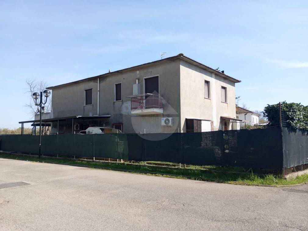 5 chambres Villa à Minturno, Italy No. 294035