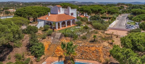 5 bedrooms Villa in Albufeira, Portugal No. 272945 6