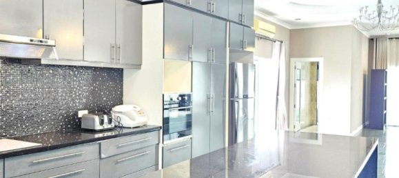 4 bedrooms Cafe / restaurant in Pattaya, Thailand No. 19795 11