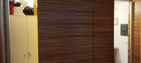 4-salle Appartement à Messina, Italy No. 75996 9