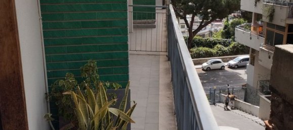 4-salle Appartement à Messina, Italy No. 75996 11