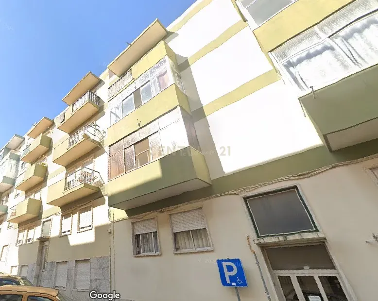 Apartamento de 2 dormitorios en Vialonga, Portugal No. 13119