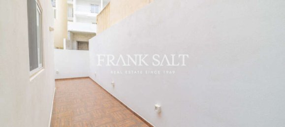 2 chambres Maisonnette à Gzira, Malta No. 3993 16