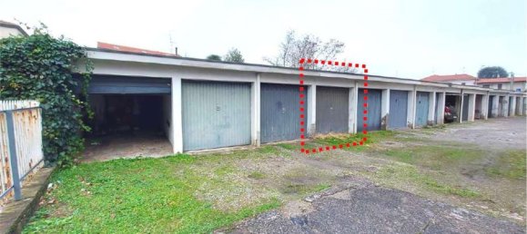 Квартира с 3 комнатами в Галларате, Италия № 185290 10