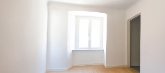 11-salle Appartement à Genoa, Italy No. 261380 5