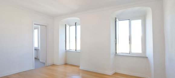 11-salle Appartement à Genoa, Italy No. 261380 2