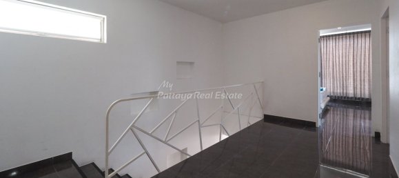 2 bedrooms Cafe / restaurant in Pattaya, Thailand No. 24842 16