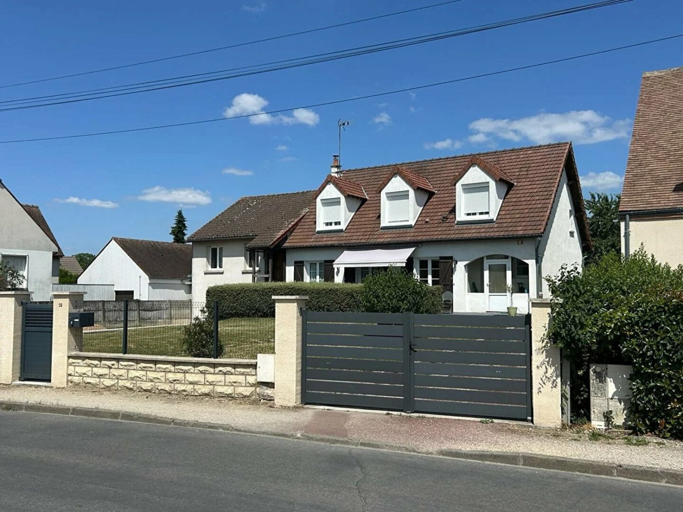 Casa T4 em Chaingy, France N.º 349917