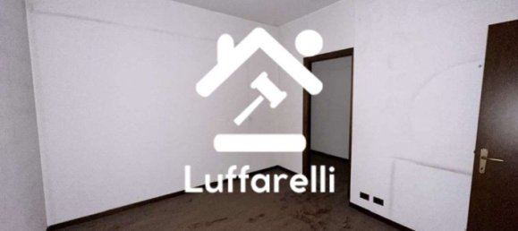 Apartamento de 7 divisões em Cesano Maderno, Italy N.º 6654 4