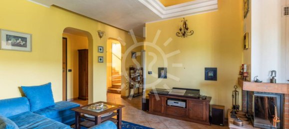 2 bedrooms Penthouse in Castel San Pietro Terme, Italy No. 345020 5