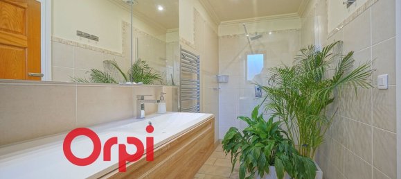 Castelos de 9 divisões em Bernay, France N.º 338069 8