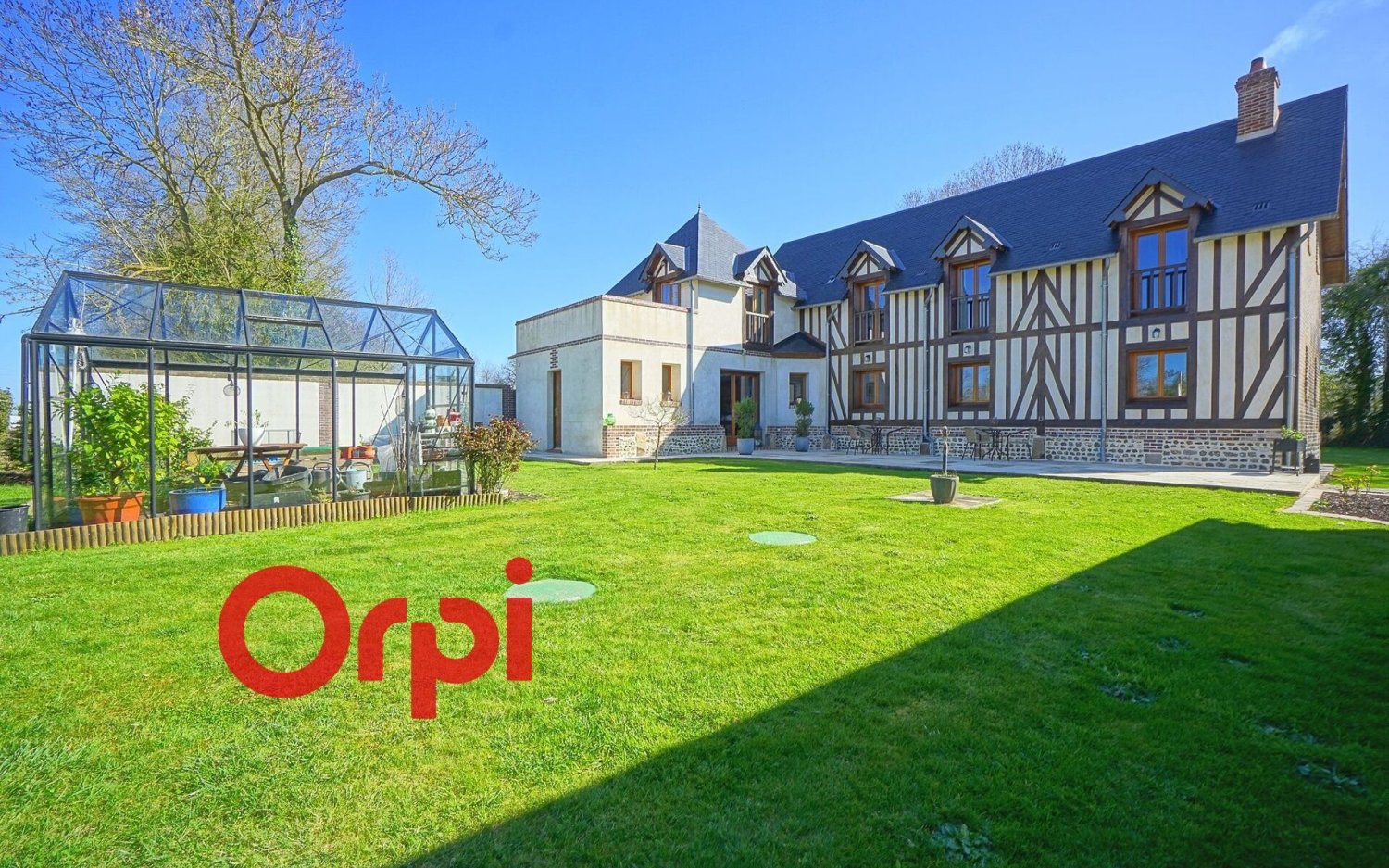 Castelos de 9 divisões em Bernay, France N.º 338069