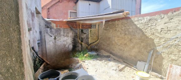 2 bedrooms House in Alenquer, Portugal No. 306715 10