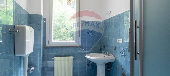 Квартира с 3 спальнями в Форново ди Таро, Италия № 347992 12