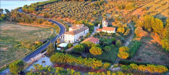 29 bedrooms Villa in Panicale, Italy No. 427 2