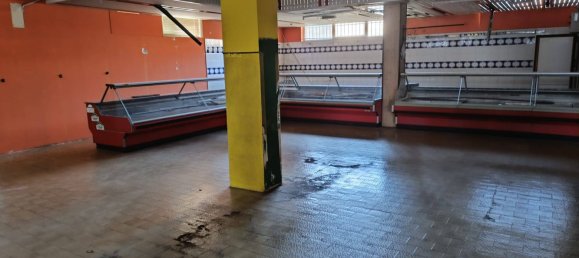 1 room Commercial property in Varese, Italy No. 155068 22