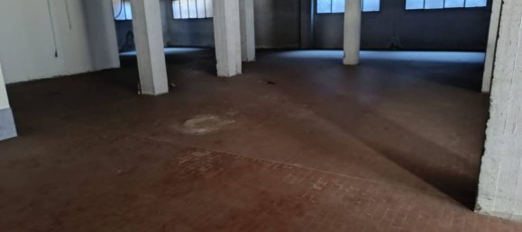 1 room Commercial property in Varese, Italy No. 155068 15