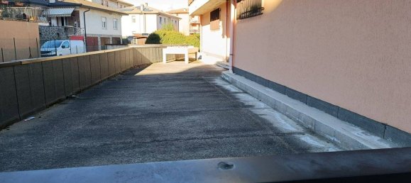 1 room Commercial property in Varese, Italy No. 155068 11