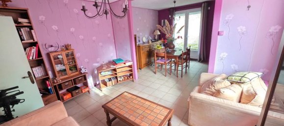 2 Schlafzimmer Haus in Viarmes, France, Nr. 306015 3
