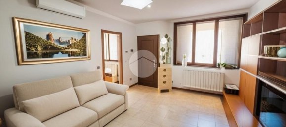 3 Schlafzimmer Villa in Mesero, Italy, Nr. 373150 7